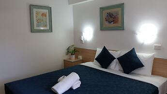 Cairns Gateway Resort