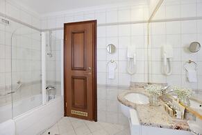 Grand Villa Argentina