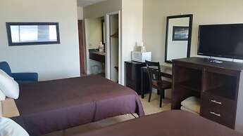 Driftwood Beach Motel