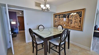 Driftwood Beach Motel