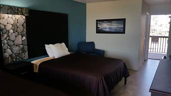 Driftwood Beach Motel