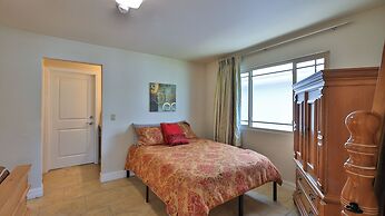 Driftwood Beach Motel