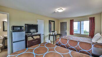 Driftwood Beach Motel