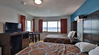 Driftwood Beach Motel