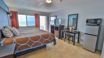 Driftwood Beach Motel