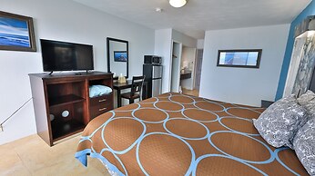 Driftwood Beach Motel