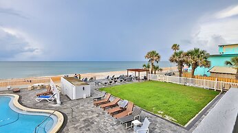 Driftwood Beach Motel