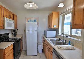 Driftwood Beach Motel