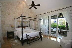 Casa Colonial Beach & Spa