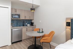 Harrison Beach Hotel