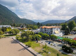 Harrison Beach Hotel