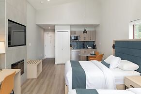 Harrison Beach Hotel