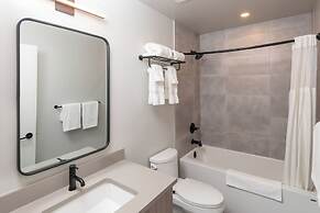 Harrison Beach Hotel