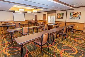 La Quinta Inn & Suites by Wyndham Bentonville
