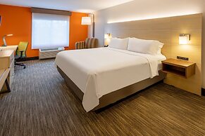 Holiday Inn Express Hotel & Suites Salisbury - Delmar by IHG
