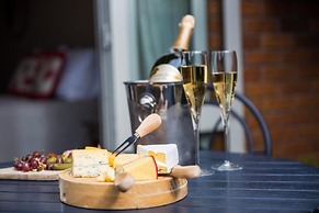 Chelsea Park Motor Lodge