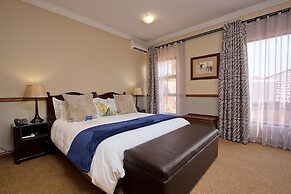 Centurion Golf Suites Boca Walk