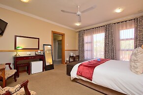 Centurion Golf Suites Boca Walk