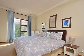 Centurion Golf Suites Boca Walk