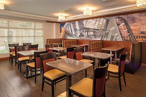 Residence Inn by Marriott Dulles Airport At Dulles 28 Centre