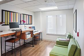 Holiday Inn Express & Suites Stroudsburg-Poconos by IHG