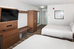 Holiday Inn Express & Suites Stroudsburg-Poconos by IHG