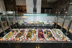 King Tut Aqua Park Beach Resort