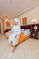 King Tut Aqua Park Beach Resort