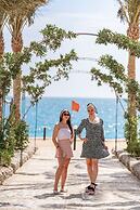 King Tut Aqua Park Beach Resort