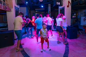 King Tut Aqua Park Beach Resort