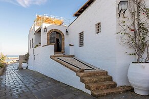 Melenos Art Boutique Hotel