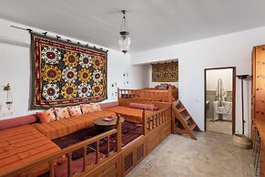 Melenos Art Boutique Hotel