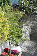 Melenos Art Boutique Hotel