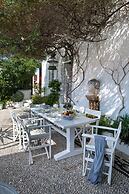 Melenos Art Boutique Hotel