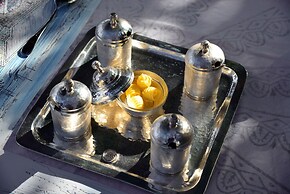 Melenos Art Boutique Hotel