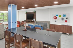 Holiday Inn Express & Suites Hardeeville - Hilton Head by IHG