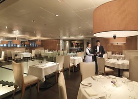 MiCasa All Suite Hotel