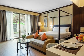 MiCasa All Suite Hotel