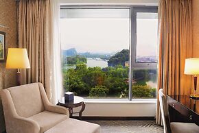 Guilin Lijiang Waterfall Hotel