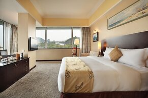 Guilin Lijiang Waterfall Hotel