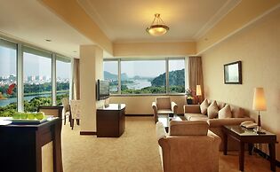Guilin Lijiang Waterfall Hotel