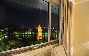 Guilin Lijiang Waterfall Hotel