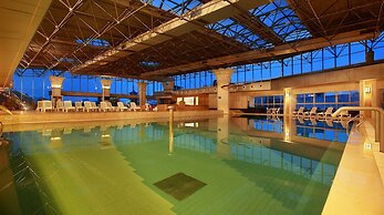 Guilin Lijiang Waterfall Hotel