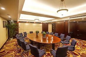 Guilin Lijiang Waterfall Hotel