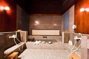 The Loft Seaside Suites