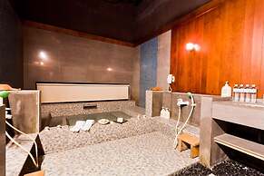 The Loft Seaside Suites