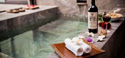 The Loft Seaside Suites