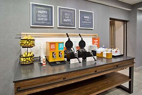 Hampton Inn & Suites - Cape Coral/Fort Myers Area, FL