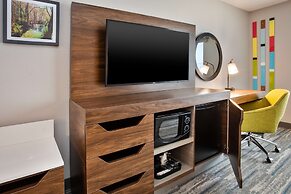 Hampton Inn & Suites - Cape Coral/Fort Myers Area, FL