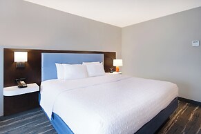 Hampton Inn & Suites Dayton - Vandalia